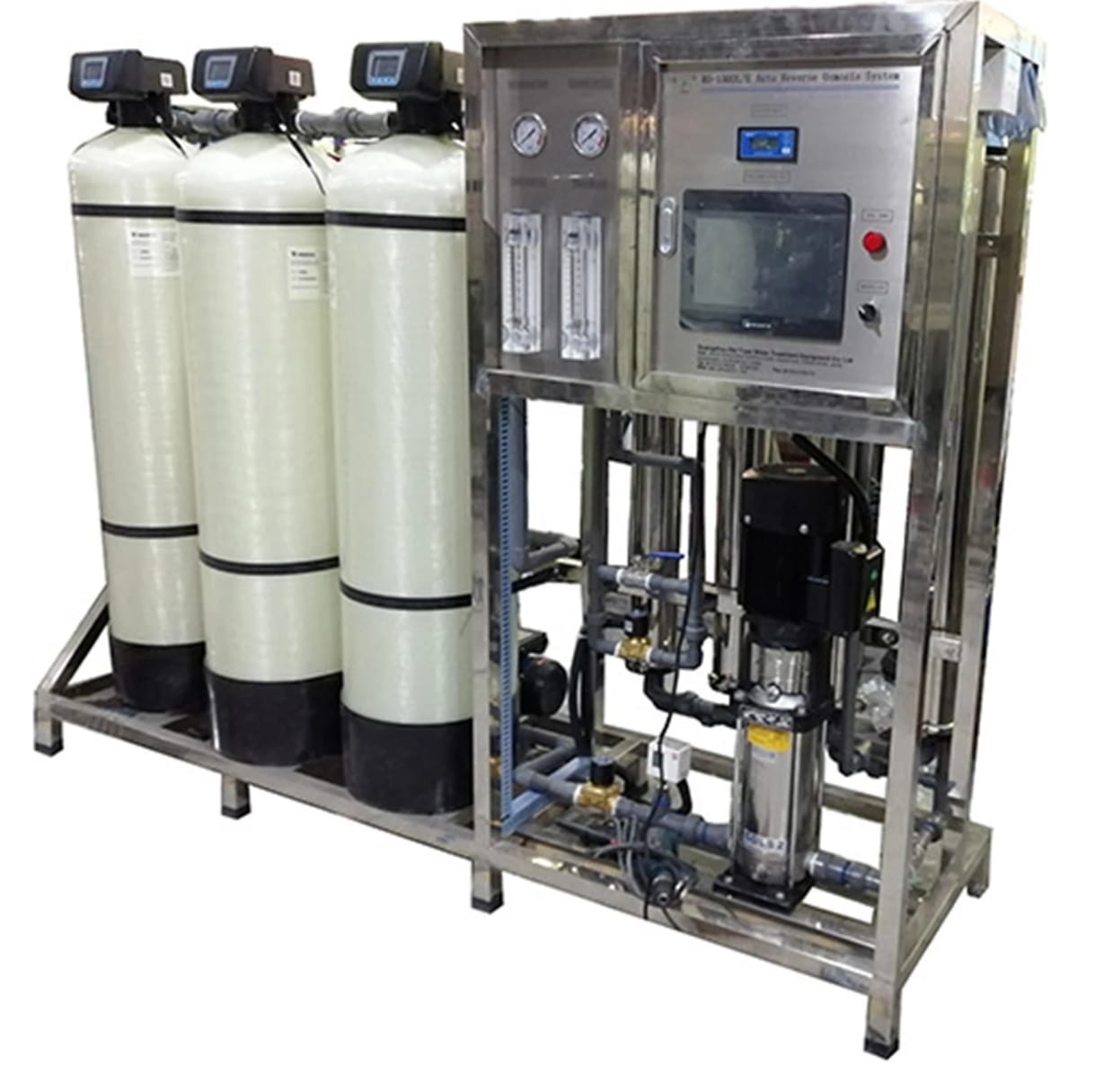 Advanced reverse osmosis water purification system with smart monitoring technology